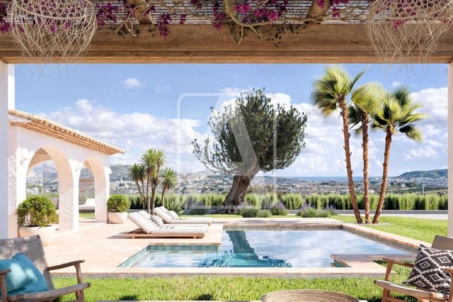 4 bedroom Finca/Country House for sale in Teulada Pueblo, Teulada-Moraira with pool garage - € 1,795,000 (Ref: 8685512)