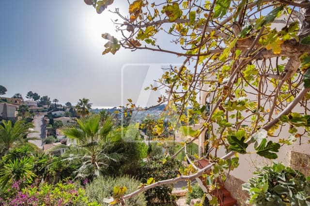 4 Zimmer Villa zu verkaufen in Benissa mit Pool Garage - 695.000 € (Ref: 8690777)