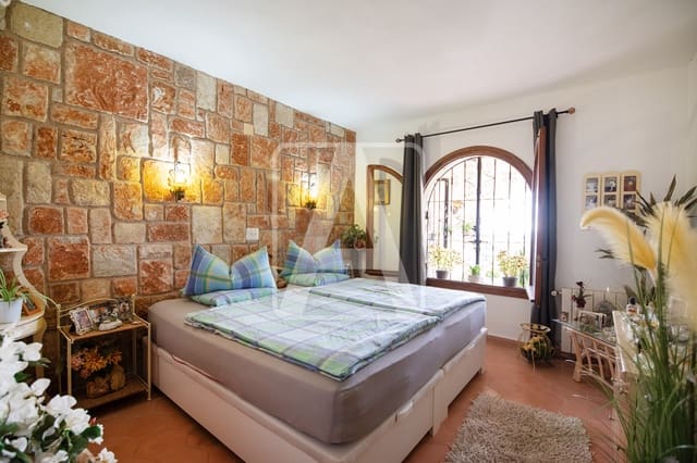 4 Zimmer Villa zu verkaufen in Benissa mit Pool Garage - 695.000 € (Ref: 8690777)