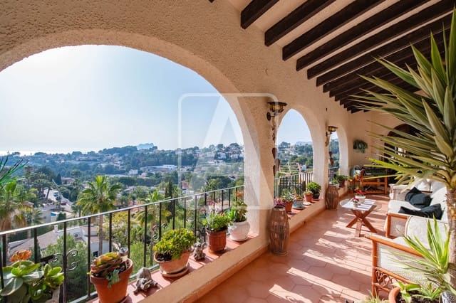 4 Zimmer Villa zu verkaufen in Benissa mit Pool Garage - 695.000 € (Ref: 8690777)