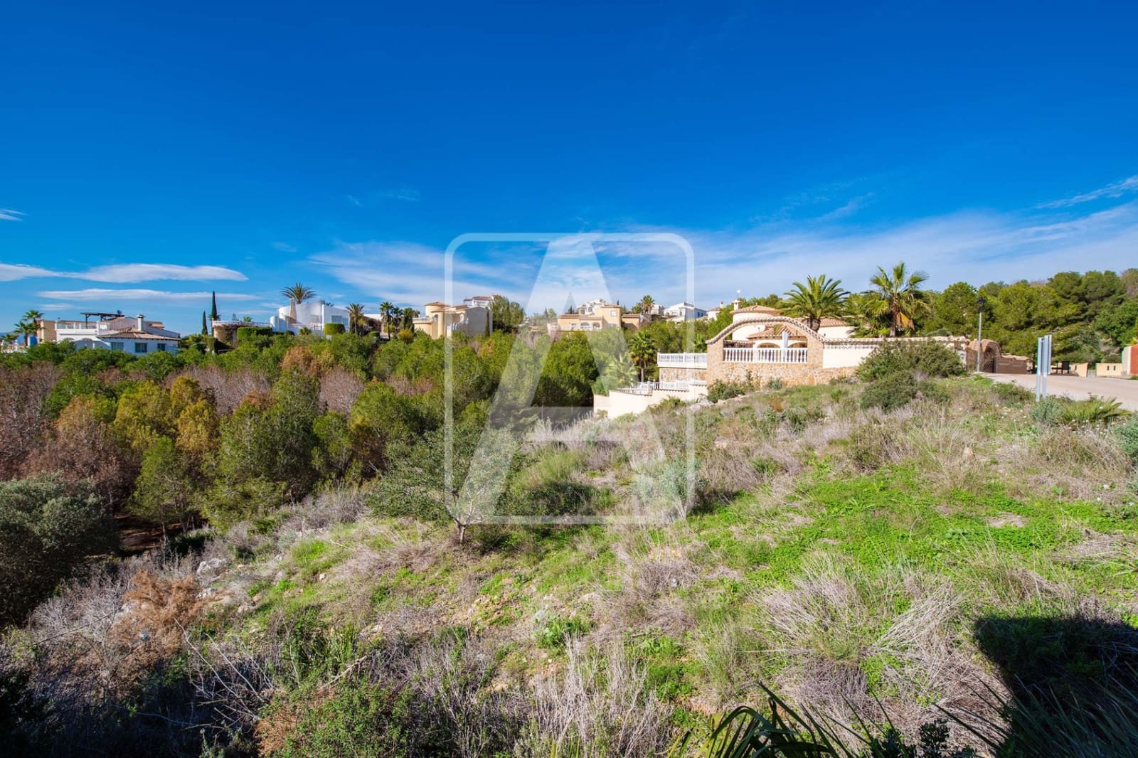 4 bedroom Villa for sale in Cumbre del Sol with pool garage - € 1,550,000 (Ref: 8697099)