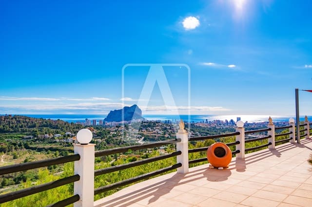3 chambre Villa/Maison à vendre à Calpe / Calp avec piscine garage - 1 050 000 € (Ref: 8697416)