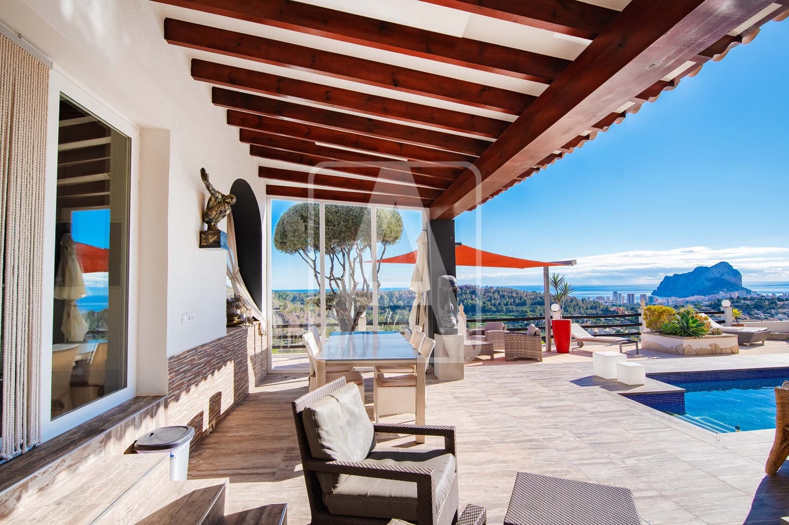 3 chambre Villa/Maison à vendre à Calpe / Calp avec piscine garage - 1 050 000 € (Ref: 8697416)