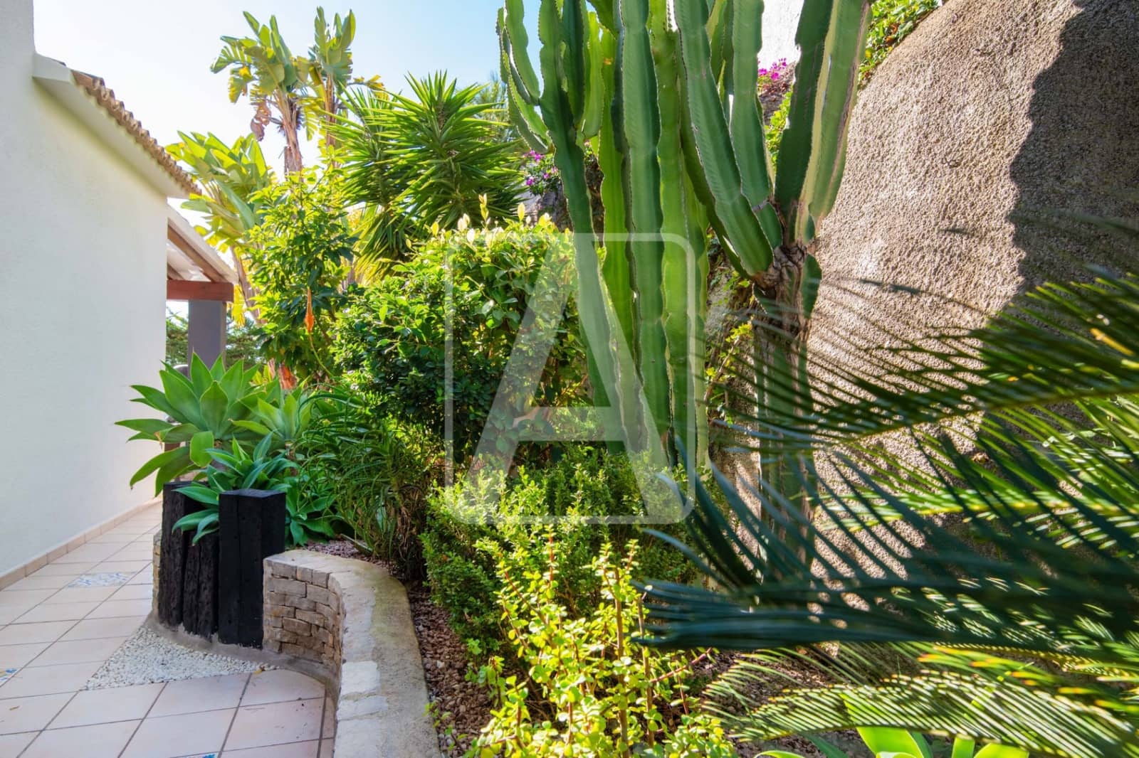 3 chambre Villa/Maison à vendre à Calpe / Calp avec piscine garage - 1 050 000 € (Ref: 8697416)