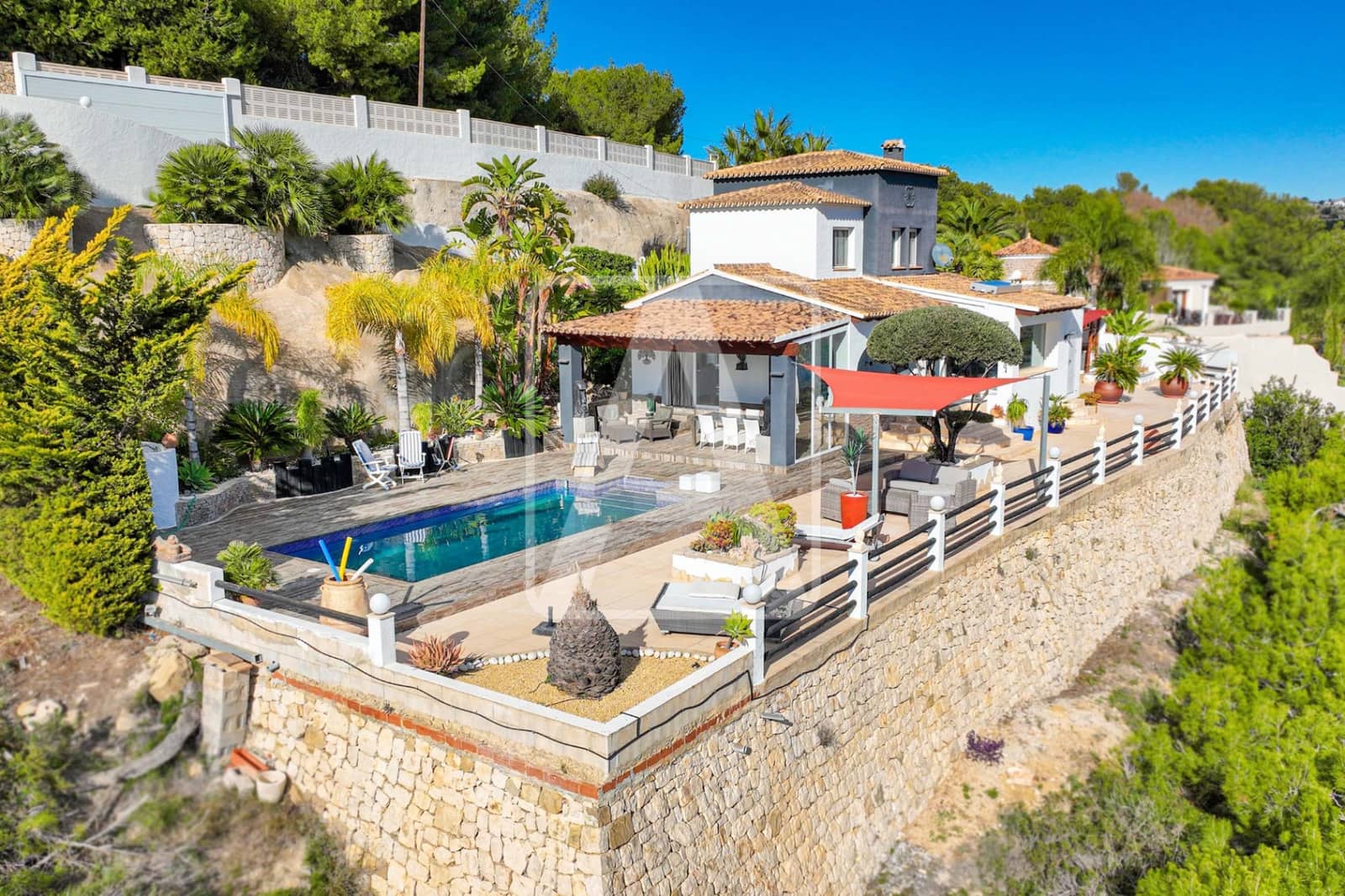 3 chambre Villa/Maison à vendre à Calpe / Calp avec piscine garage - 1 050 000 € (Ref: 8697416)