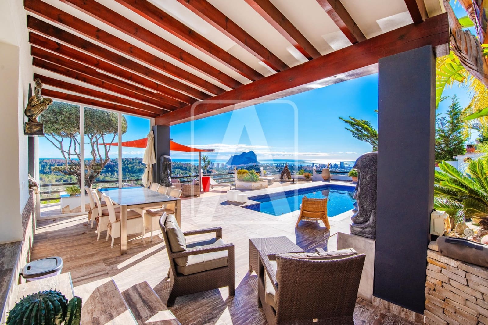 3 chambre Villa/Maison à vendre à Calpe / Calp avec piscine garage - 1 050 000 € (Ref: 8697416)