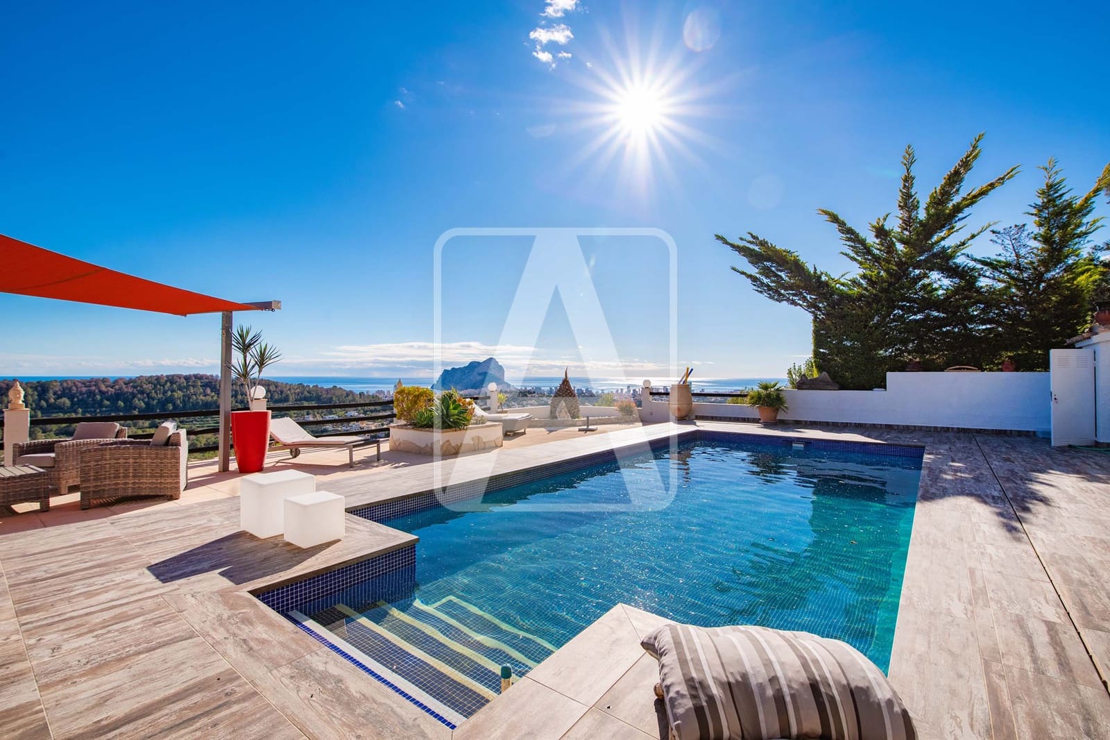 3 chambre Villa/Maison à vendre à Calpe / Calp avec piscine garage - 1 050 000 € (Ref: 8697416)