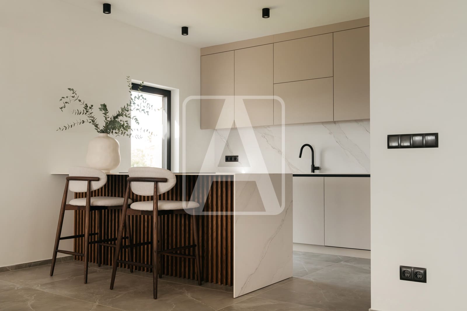 5 bedroom Villa for sale in Cumbre del Sol with garage - € 1,750,000 (Ref: 8760386)