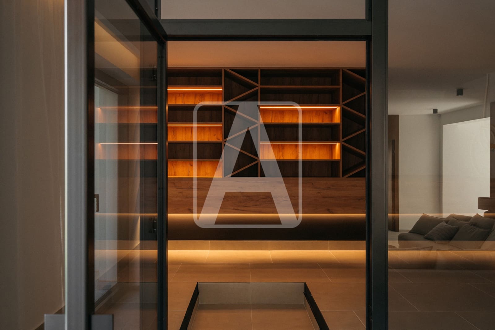 5 bedroom Villa for sale in Cumbre del Sol with garage - € 1,750,000 (Ref: 8760386)