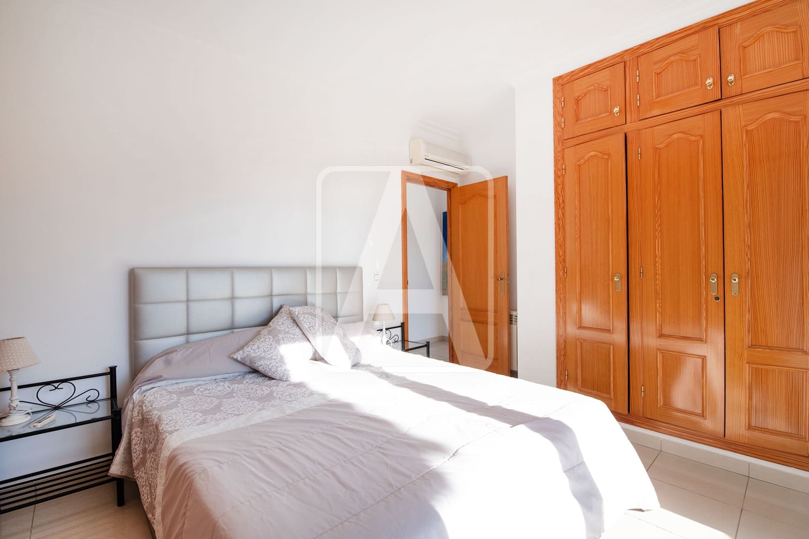 5 bedroom Villa for sale in Calpe / Calp with pool garage - € 820,000 (Ref: 8772629)