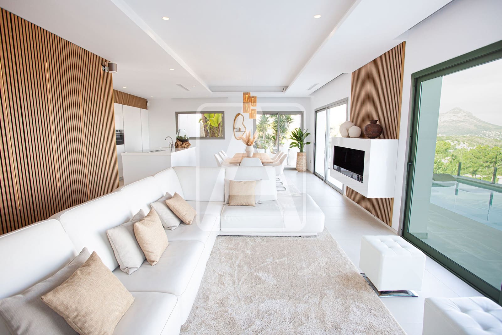 4 sypialnia Willa na sprzedaż w Javea / Xabia z basenem garażem - 1 875 000 € (Ref: 8796834)