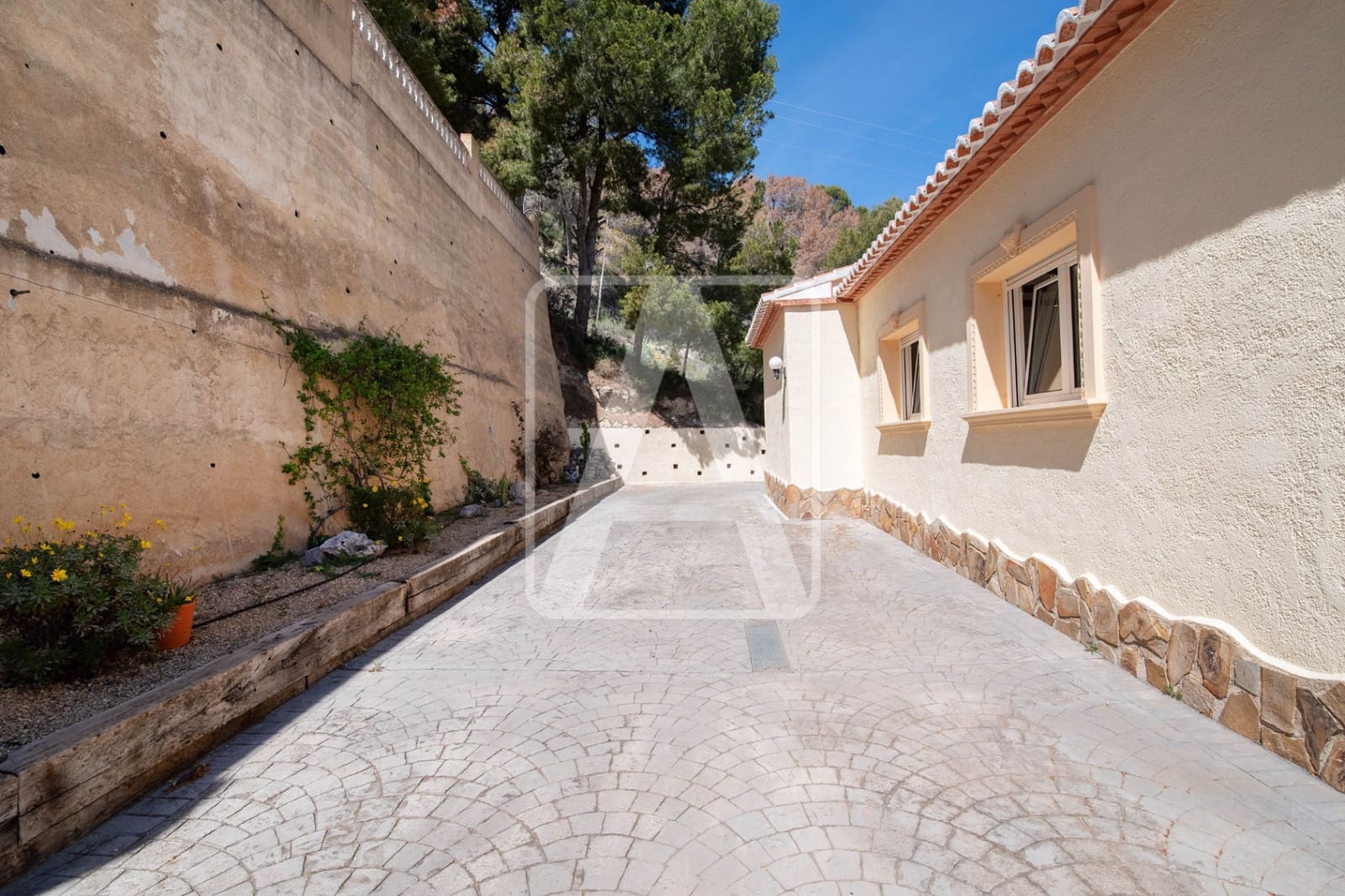 4 slaapkamer Villa te koop in Calpe / Calp met zwembad garage - € 670.000 (Ref: 8914566)