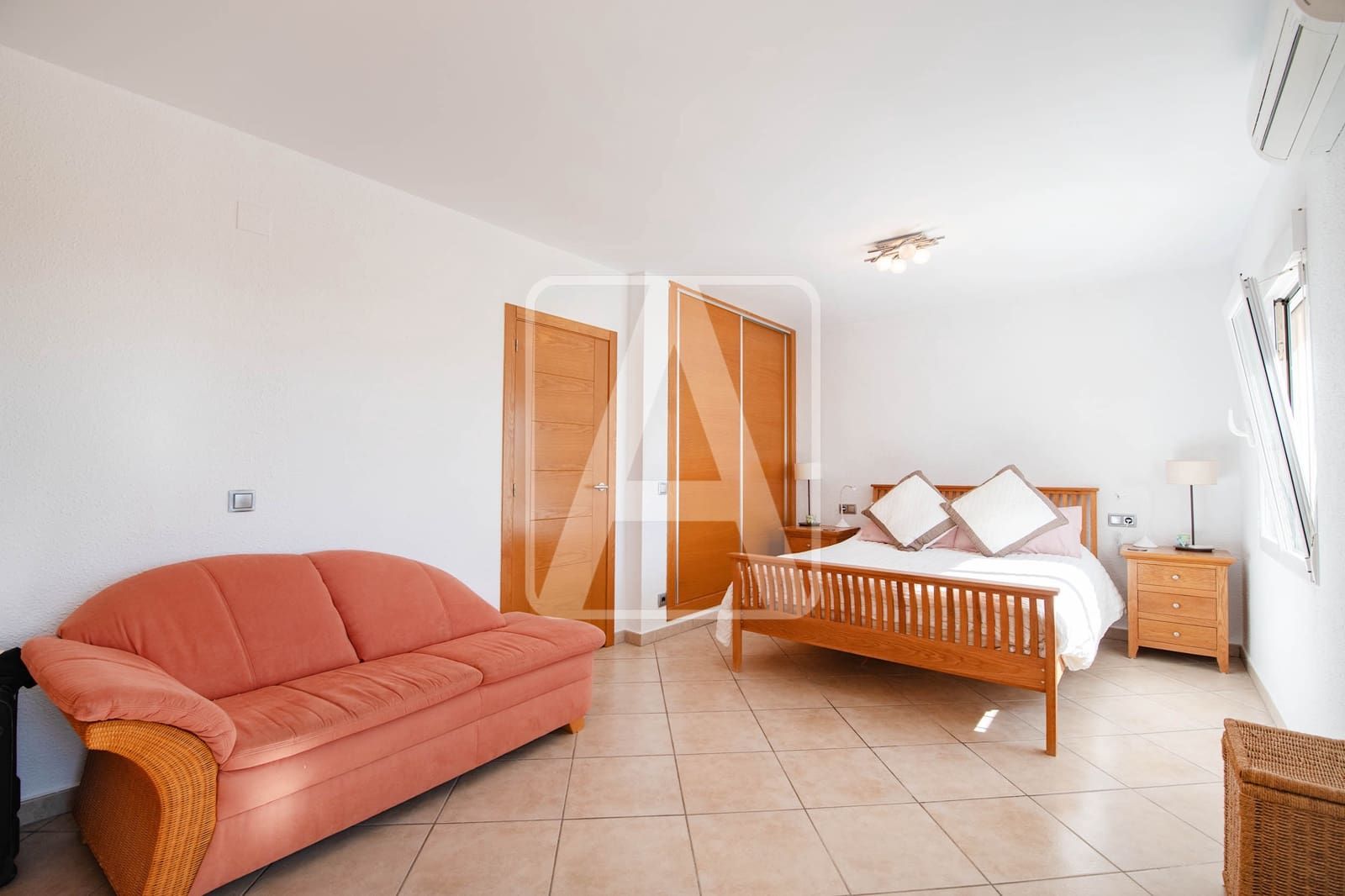 5 soveværelse Villa til salg i Benissa med swimmingpool garage - € 925.000 (Ref: 8920769)