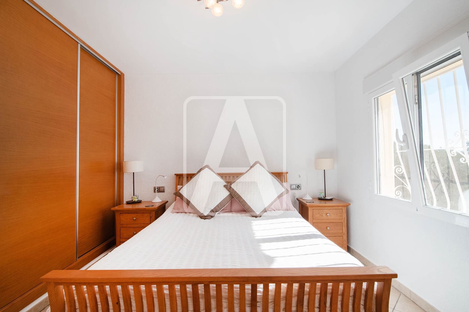 5 soveværelse Villa til salg i Benissa med swimmingpool garage - € 925.000 (Ref: 8920769)