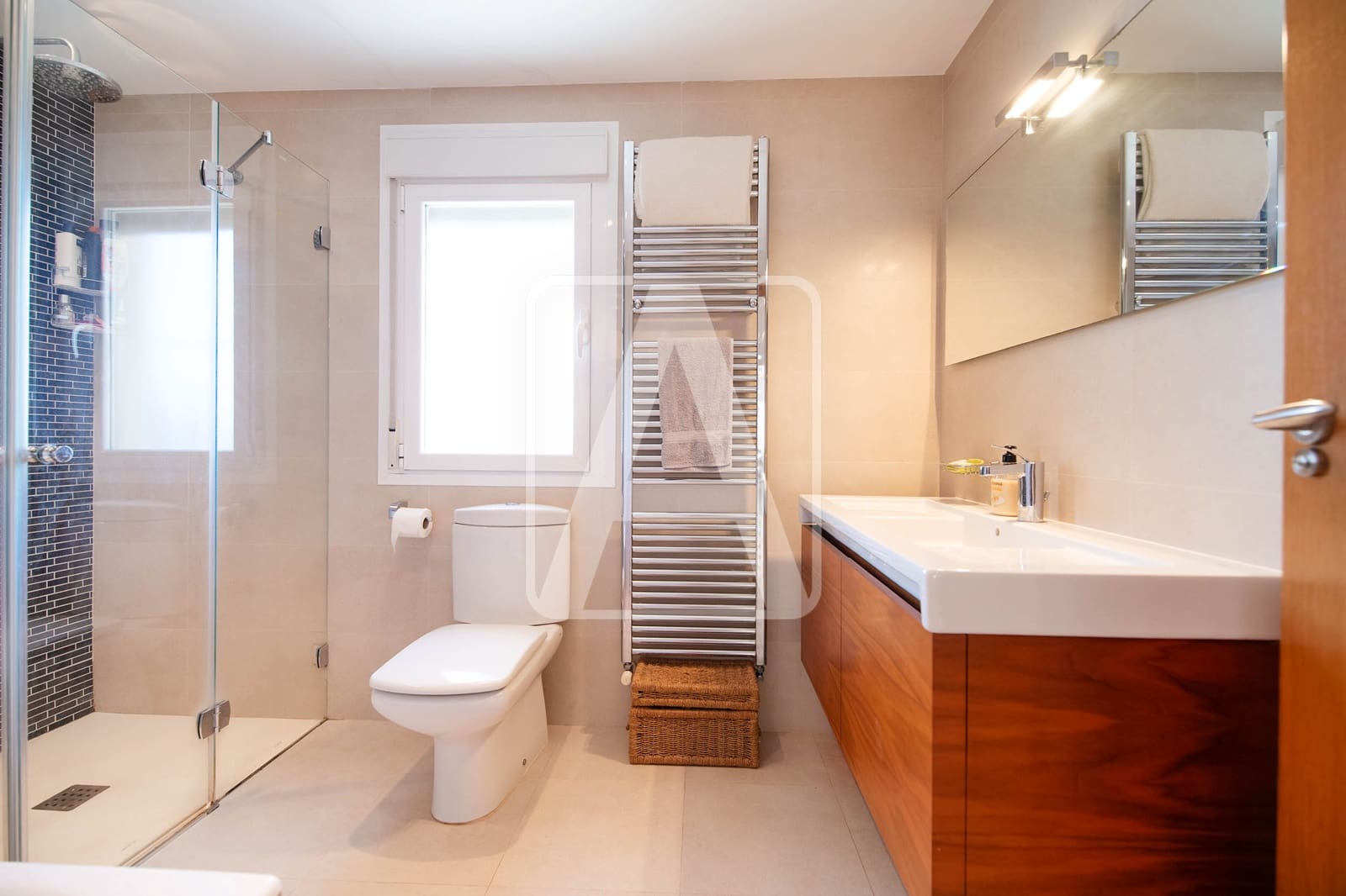 5 soveværelse Villa til salg i Benissa med swimmingpool garage - € 925.000 (Ref: 8920769)