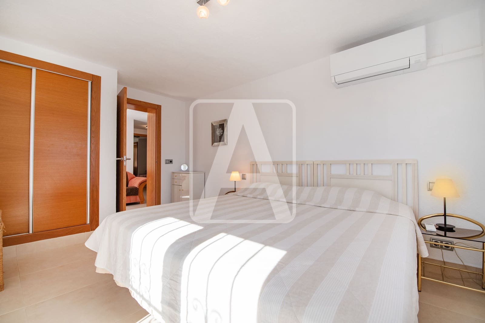 5 soveværelse Villa til salg i Benissa med swimmingpool garage - € 925.000 (Ref: 8920769)