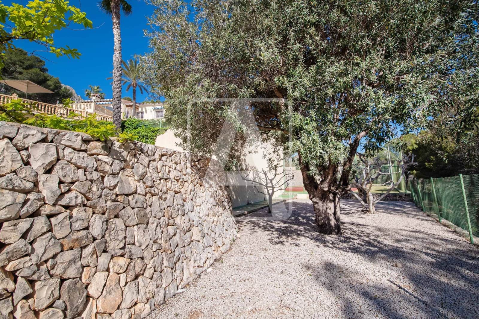 5 soveværelse Villa til salg i Benissa med swimmingpool garage - € 925.000 (Ref: 8920769)