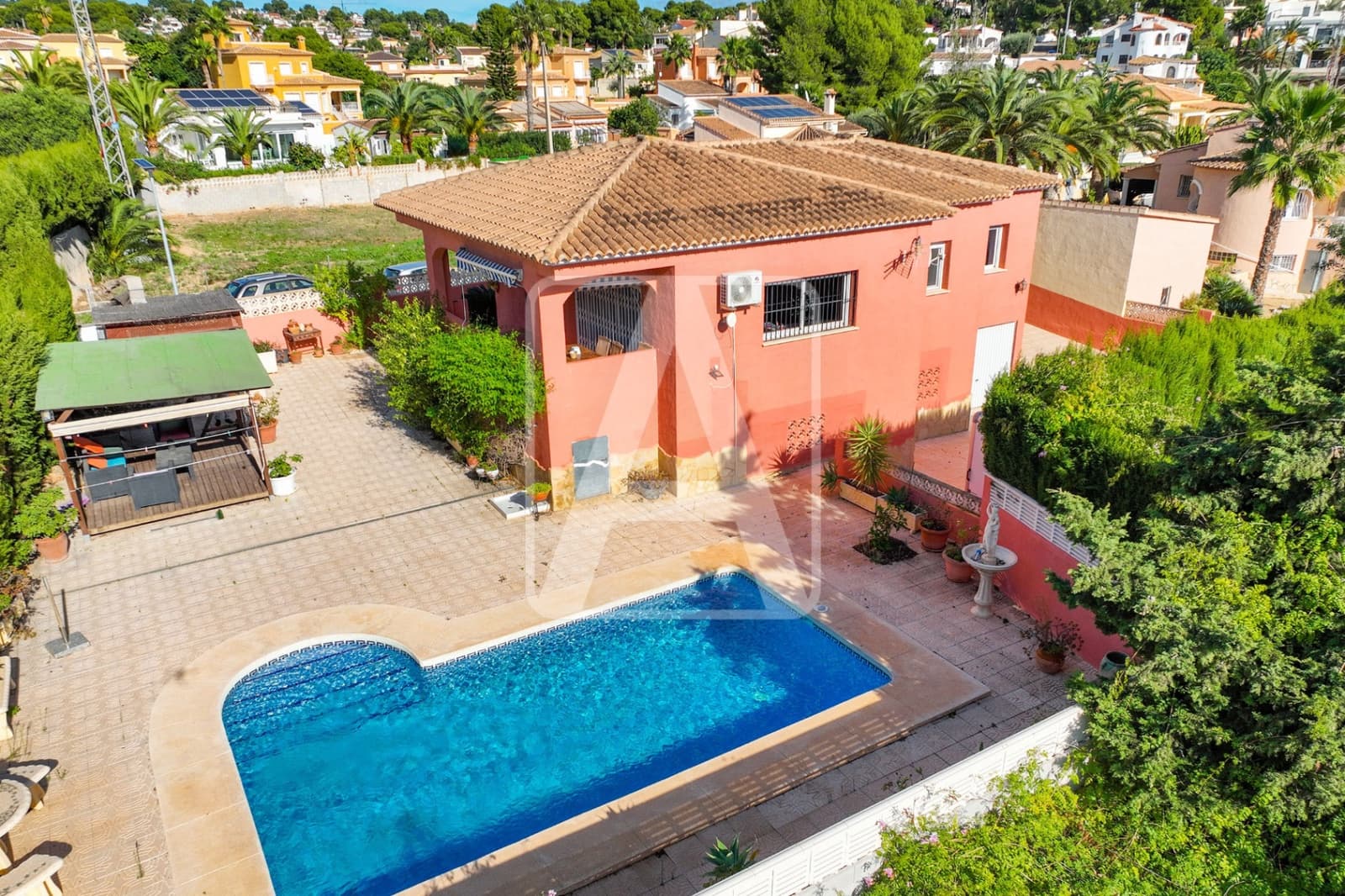 3 chambre Villa/Maison à vendre à Calpe / Calp avec piscine garage - 540 000 € (Ref: 8920770)