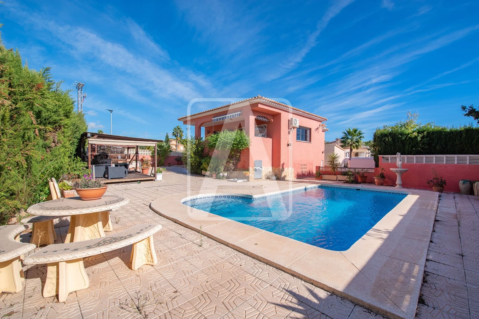 3 chambre Villa/Maison à vendre à Calpe / Calp avec piscine garage - 540 000 € (Ref: 8920770)