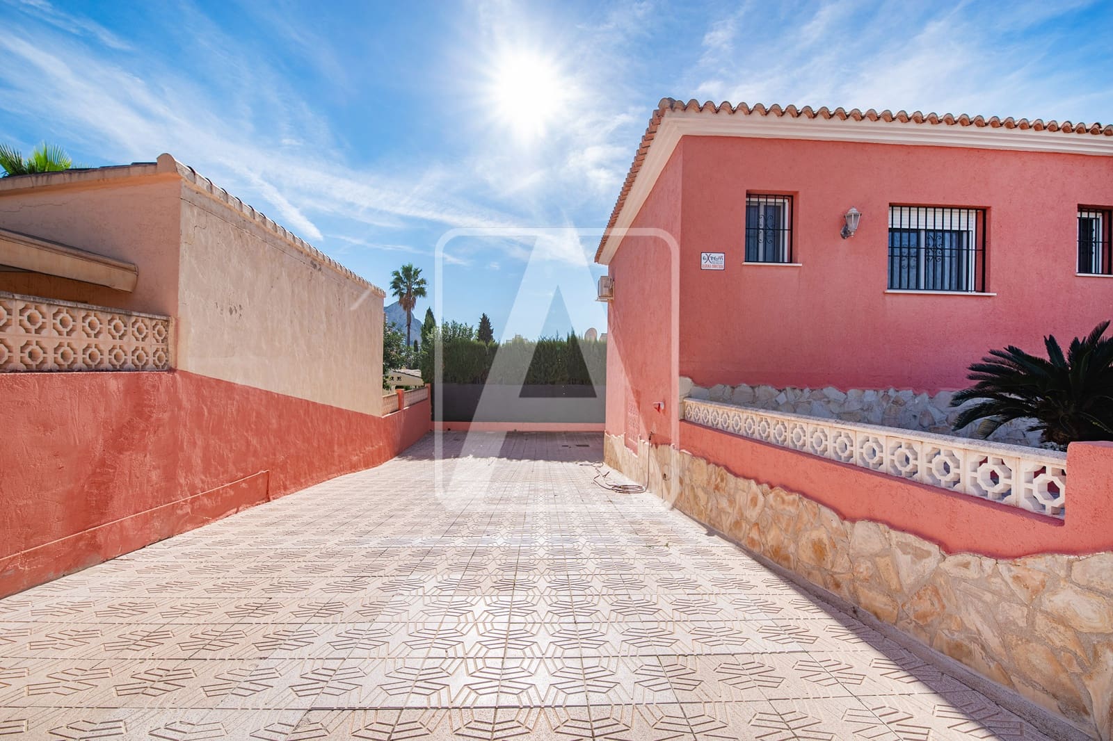 3 chambre Villa/Maison à vendre à Calpe / Calp avec piscine garage - 540 000 € (Ref: 8920770)