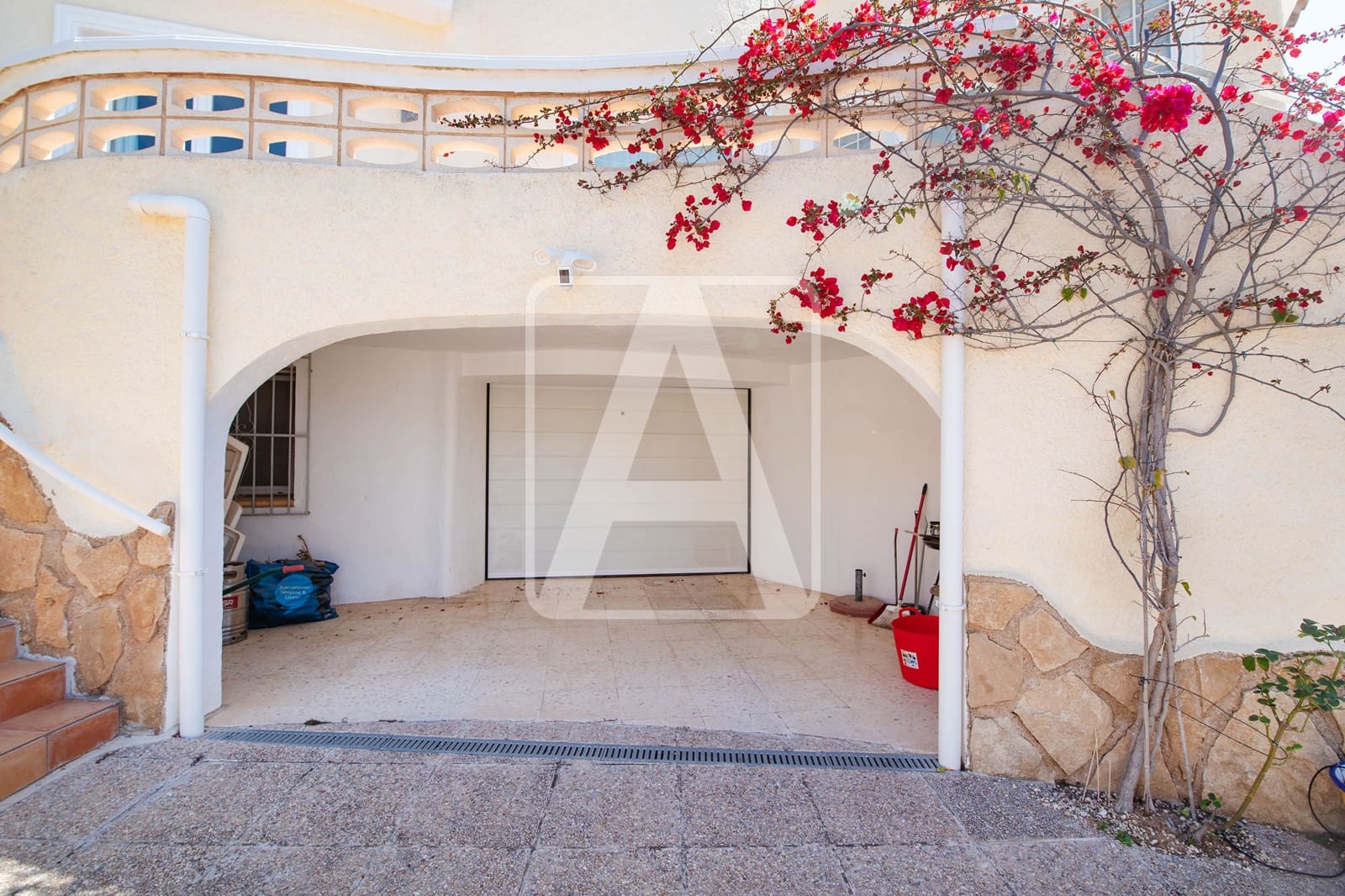 4 soverom Villa til salgs i Moraira med svømmebasseng garasje - € 1 250 000 (Ref: 8927686)