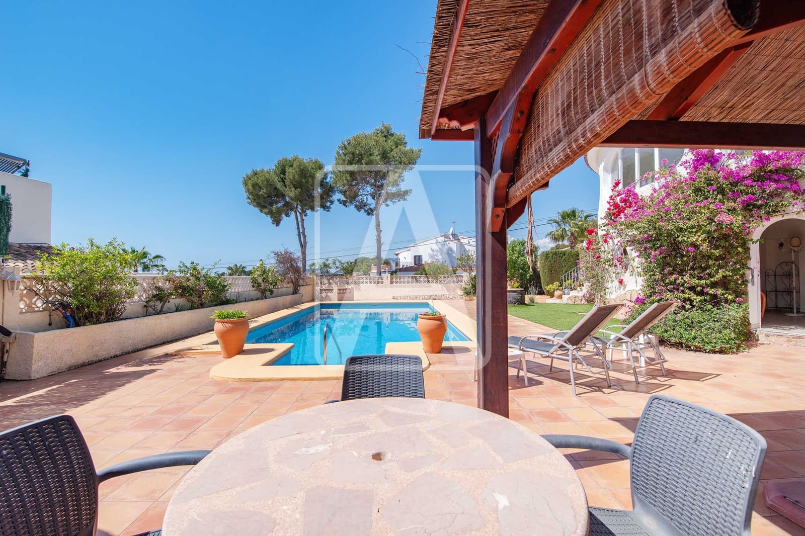 4 soverom Villa til salgs i Moraira med svømmebasseng garasje - € 1 250 000 (Ref: 8927686)
