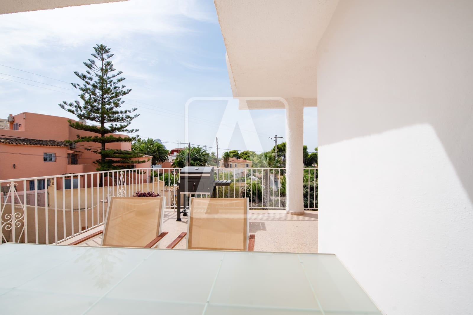 6 Zimmer Villa zu verkaufen in Calpe / Calp mit Pool Garage - 575.000 € (Ref: 8949962)