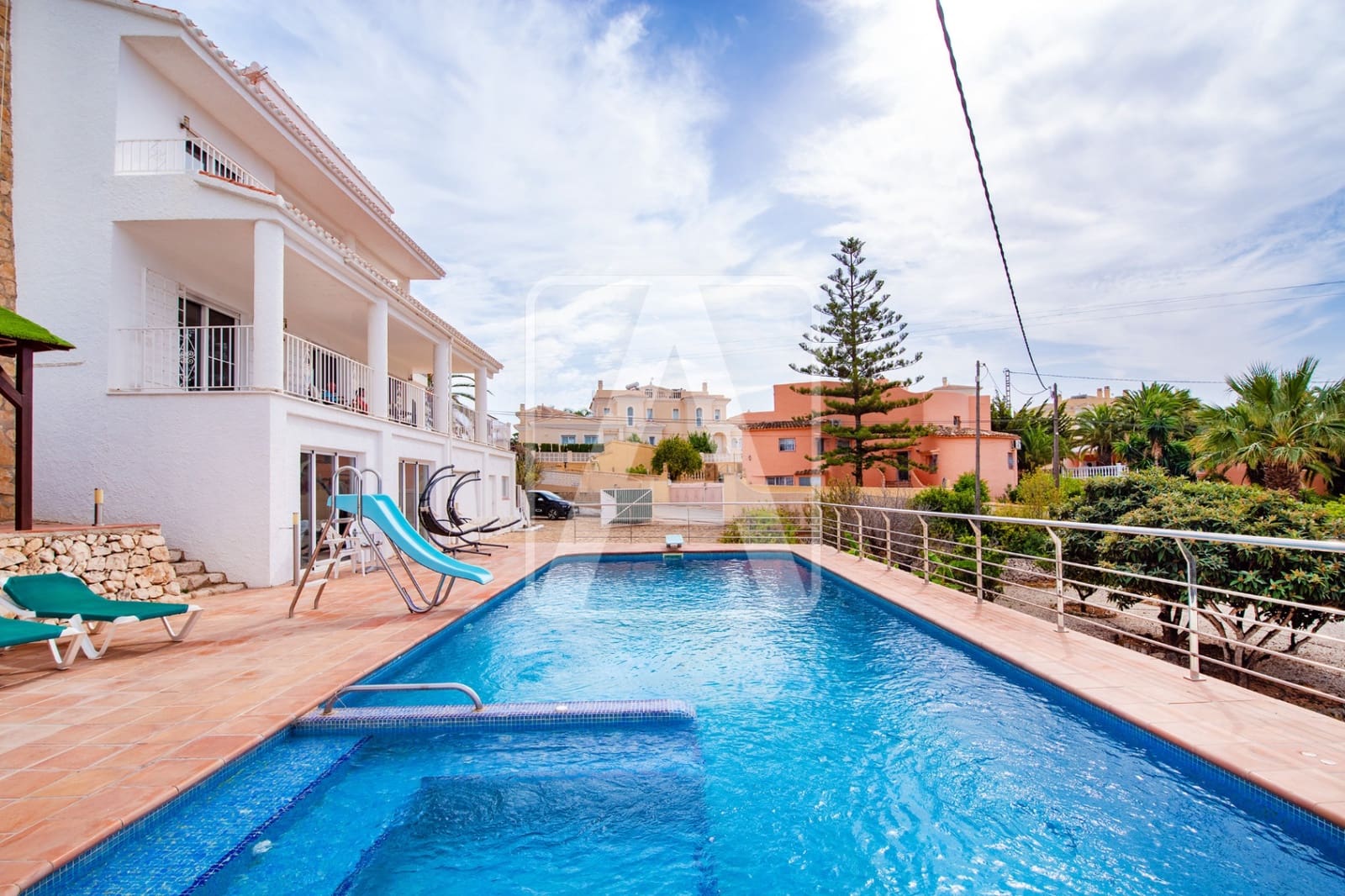 6 Zimmer Villa zu verkaufen in Calpe / Calp mit Pool Garage - 575.000 € (Ref: 8949962)