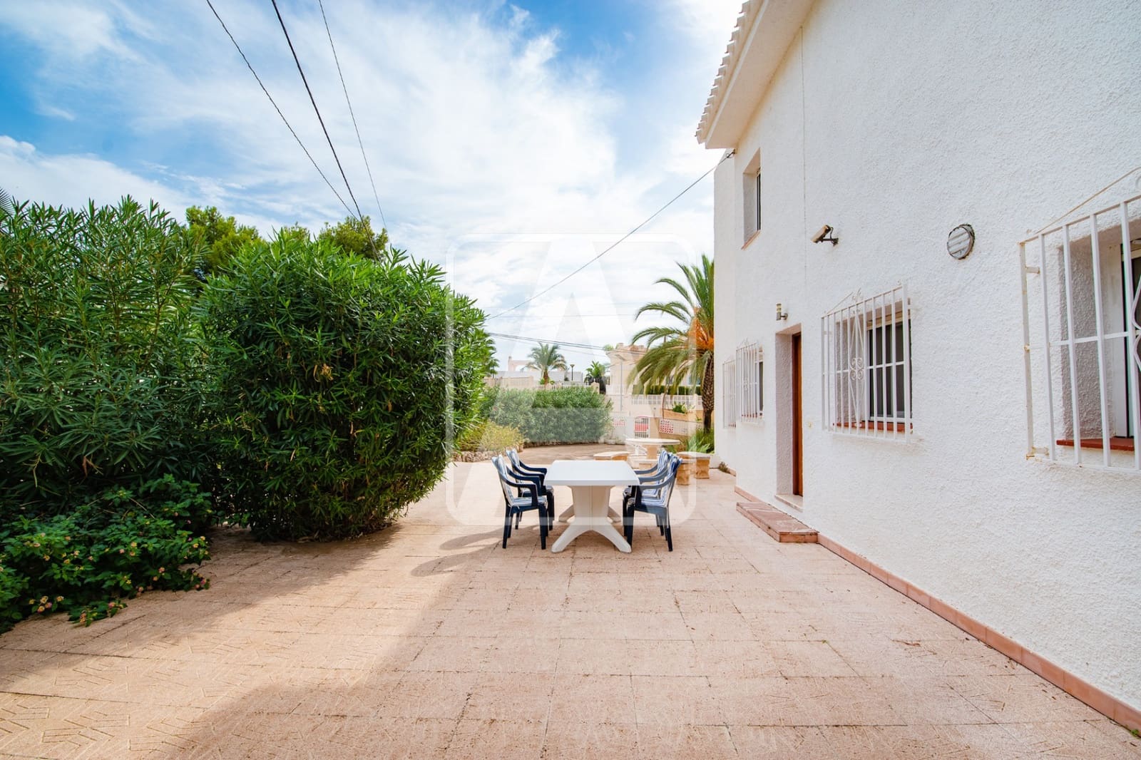 6 Zimmer Villa zu verkaufen in Calpe / Calp mit Pool Garage - 575.000 € (Ref: 8949962)