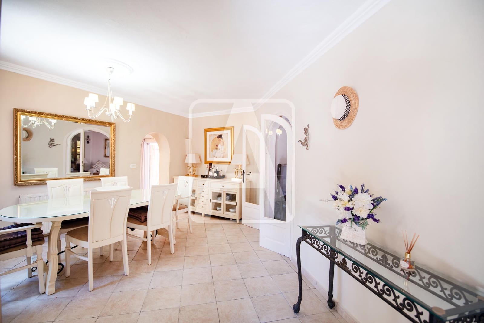 6 quarto Moradia para venda em Calpe / Calp com piscina garagem - 675 000 € (Ref: 8956214)