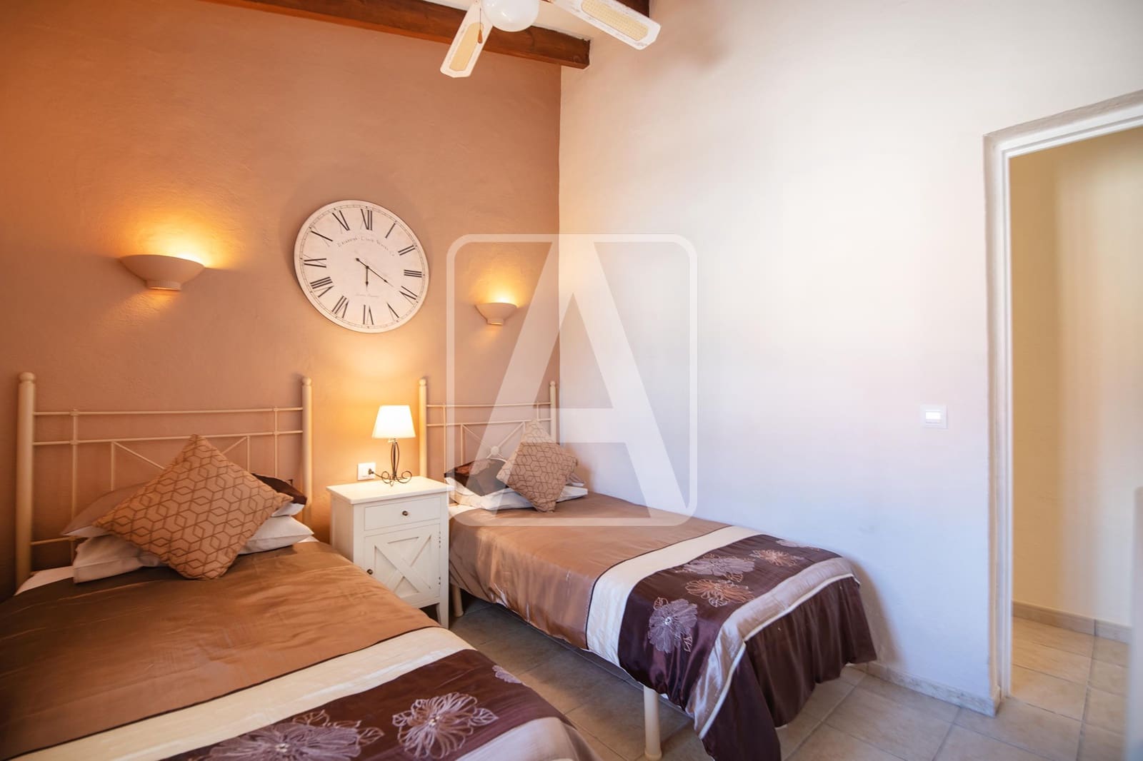 6 quarto Moradia para venda em Calpe / Calp com piscina garagem - 675 000 € (Ref: 8956214)