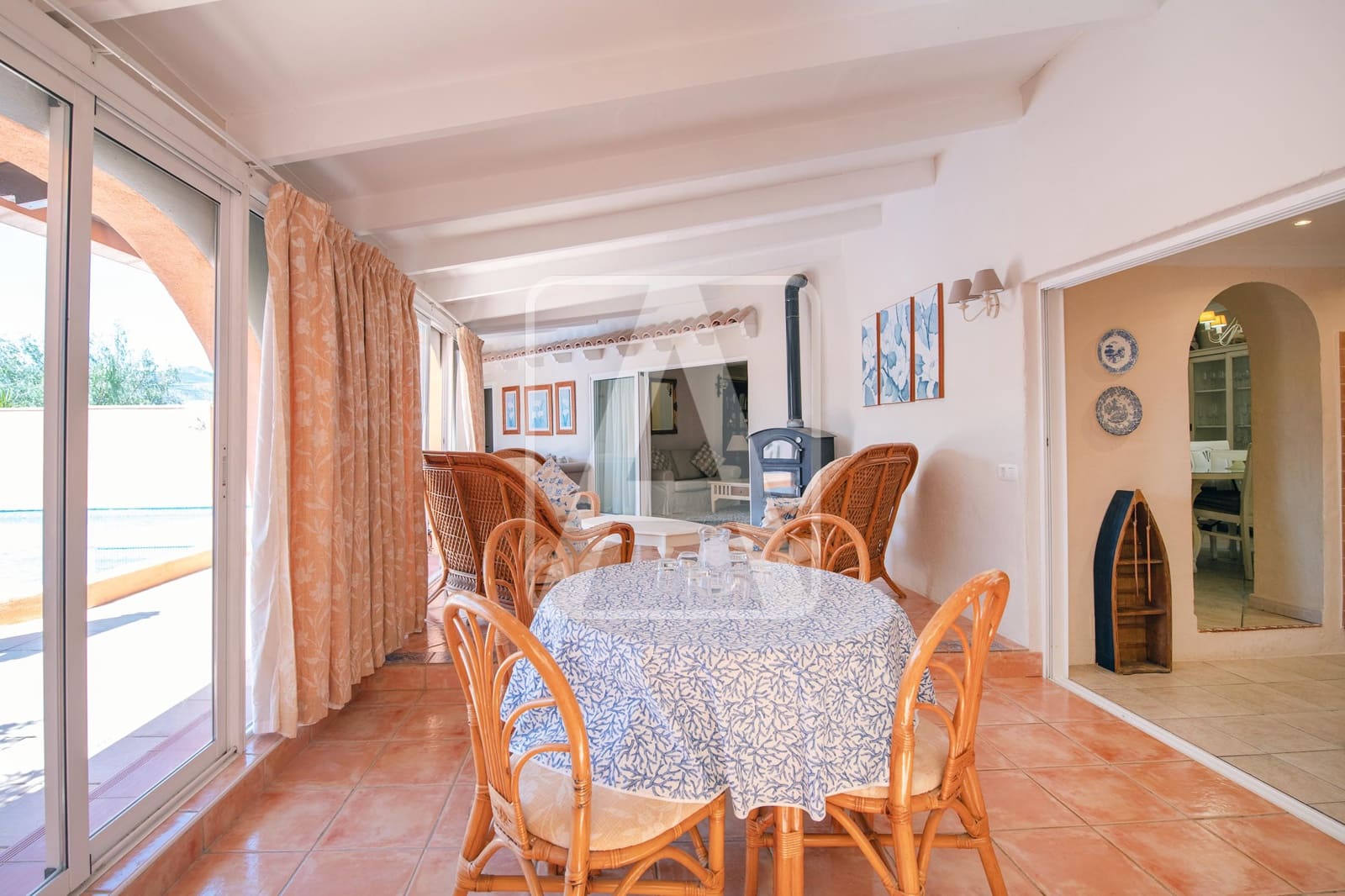 6 quarto Moradia para venda em Calpe / Calp com piscina garagem - 675 000 € (Ref: 8956214)