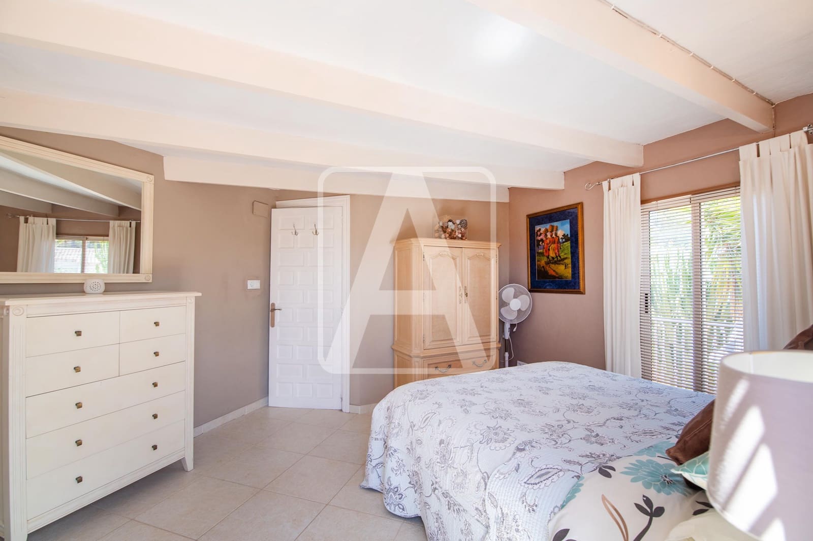 6 quarto Moradia para venda em Calpe / Calp com piscina garagem - 675 000 € (Ref: 8956214)