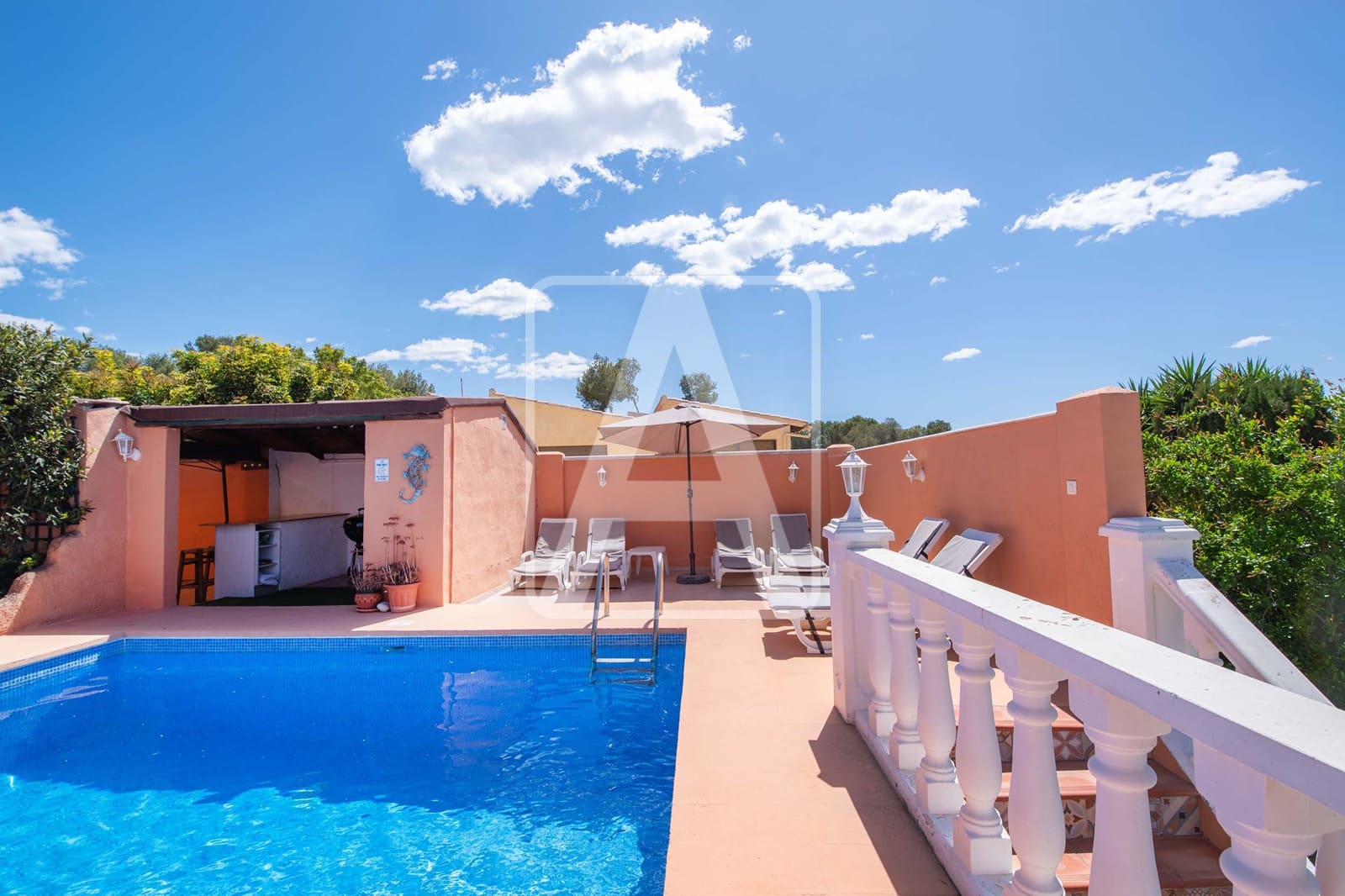 6 quarto Moradia para venda em Calpe / Calp com piscina garagem - 675 000 € (Ref: 8956214)