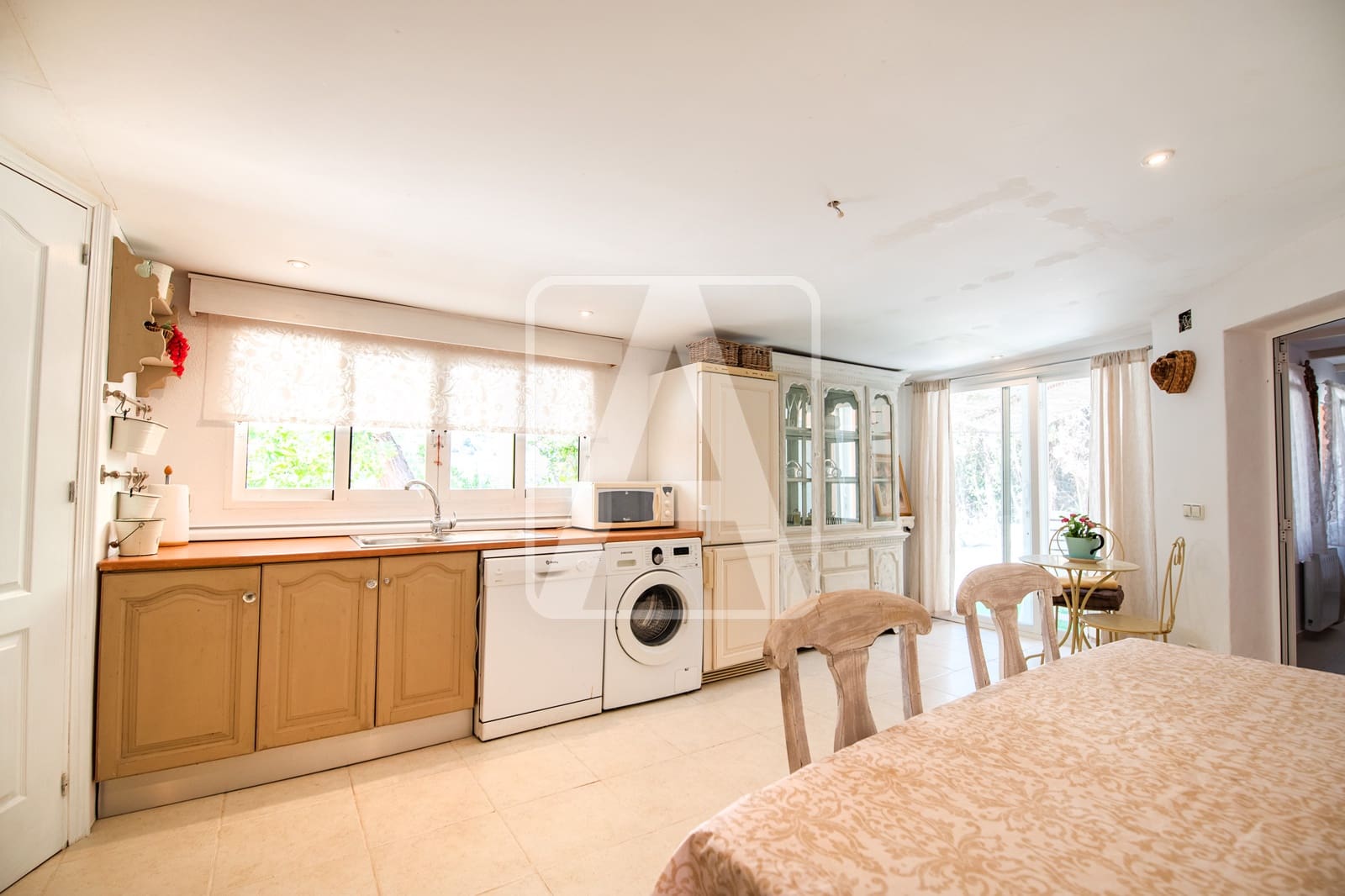 6 quarto Moradia para venda em Calpe / Calp com piscina garagem - 675 000 € (Ref: 8956214)