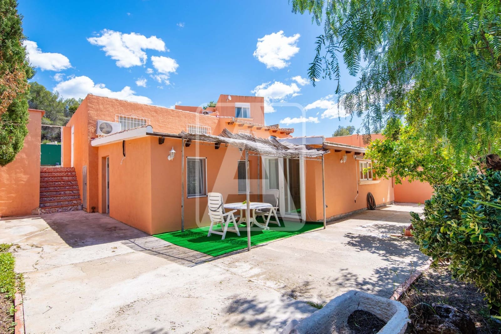 6 quarto Moradia para venda em Calpe / Calp com piscina garagem - 675 000 € (Ref: 8956214)