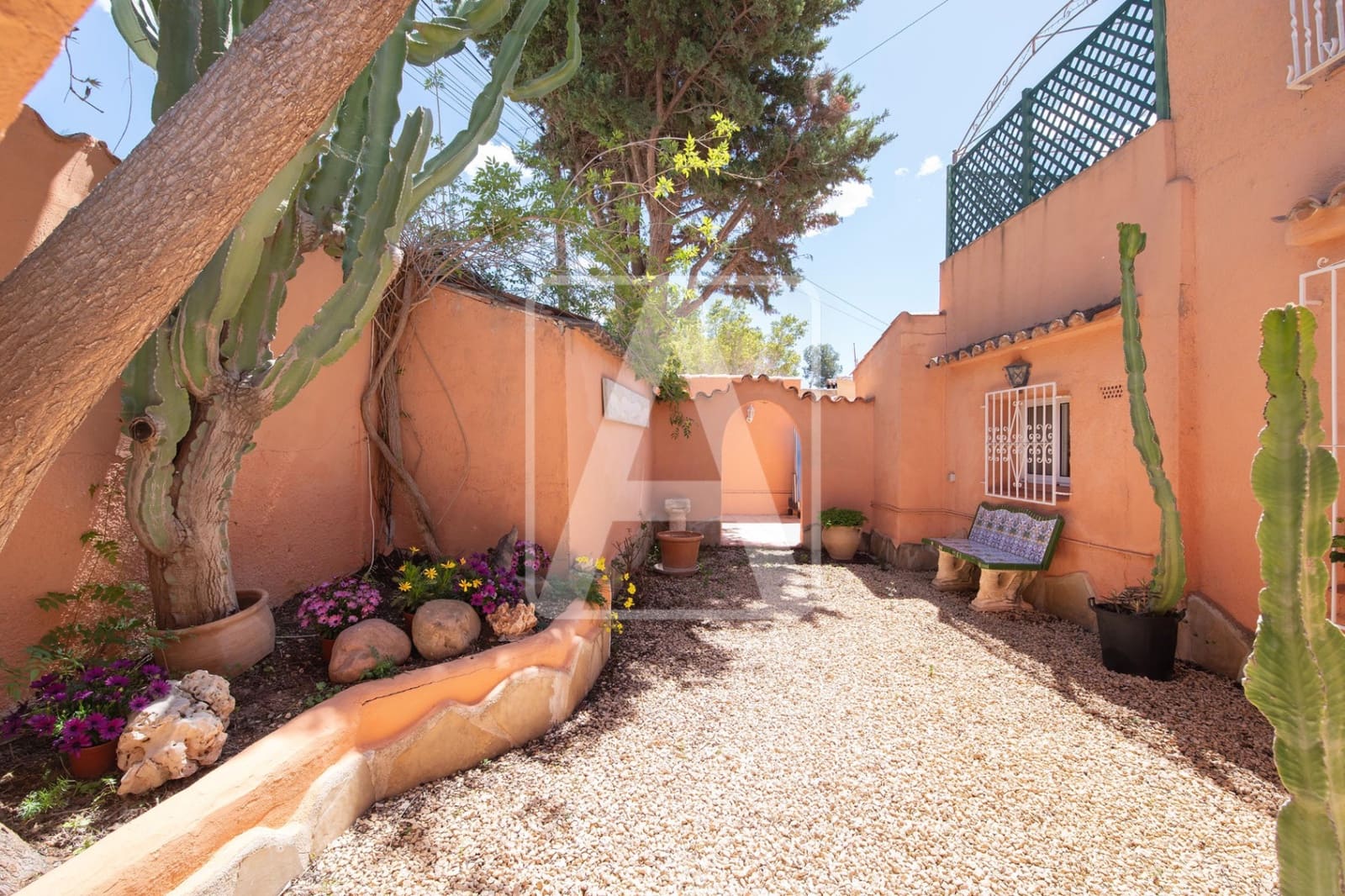 6 quarto Moradia para venda em Calpe / Calp com piscina garagem - 675 000 € (Ref: 8956214)