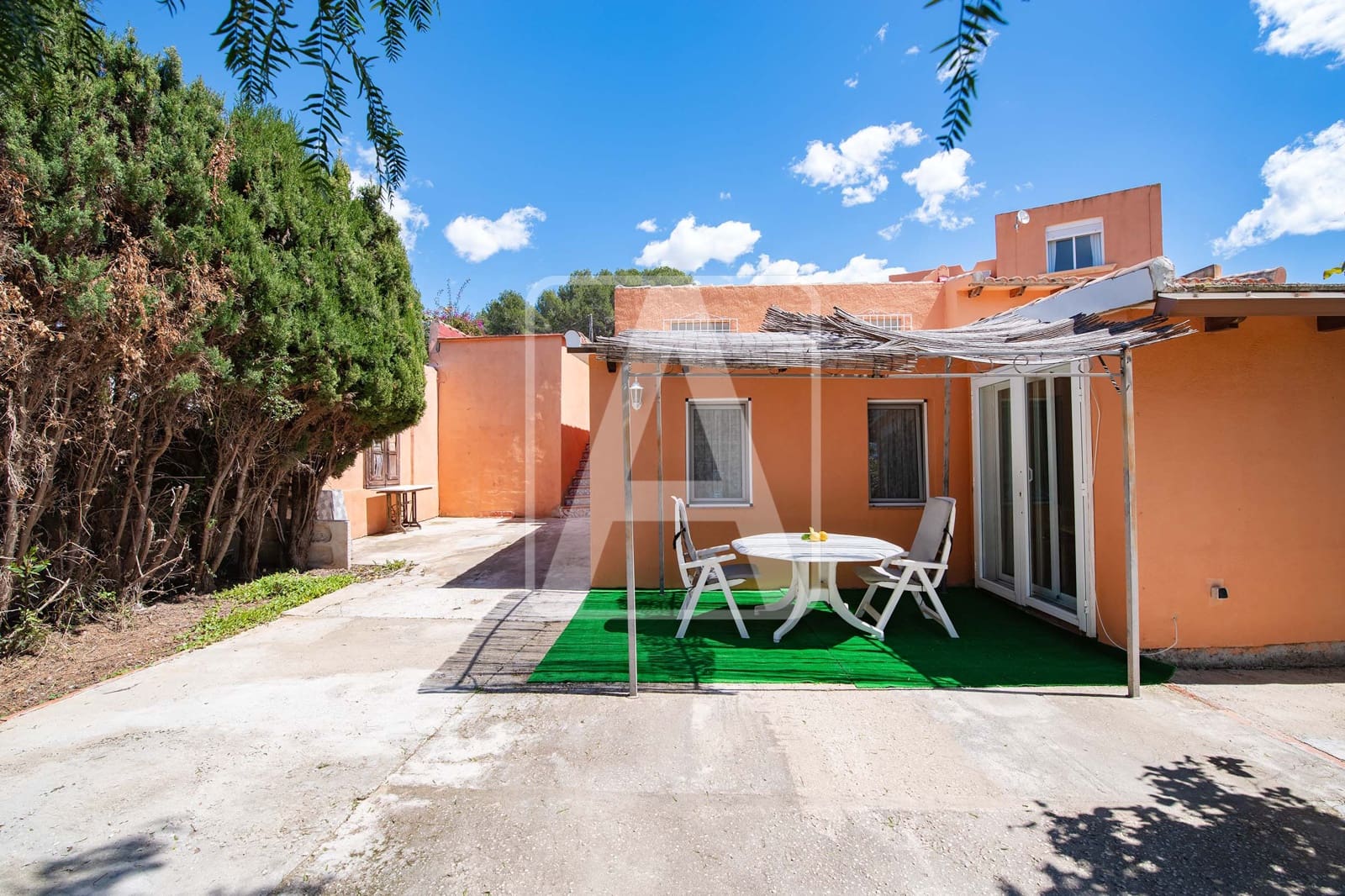 6 quarto Moradia para venda em Calpe / Calp com piscina garagem - 675 000 € (Ref: 8956214)