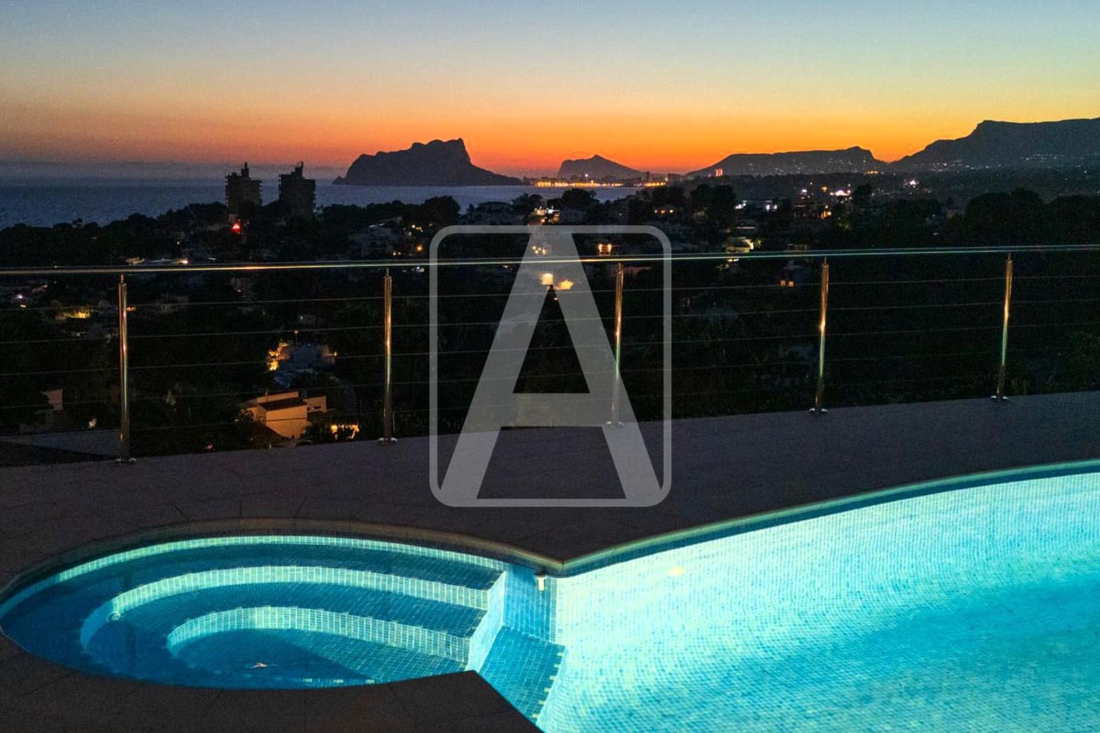 3 soverom Villa til salgs i Moraira med garasje - € 1 550 000 (Ref: 8986510)