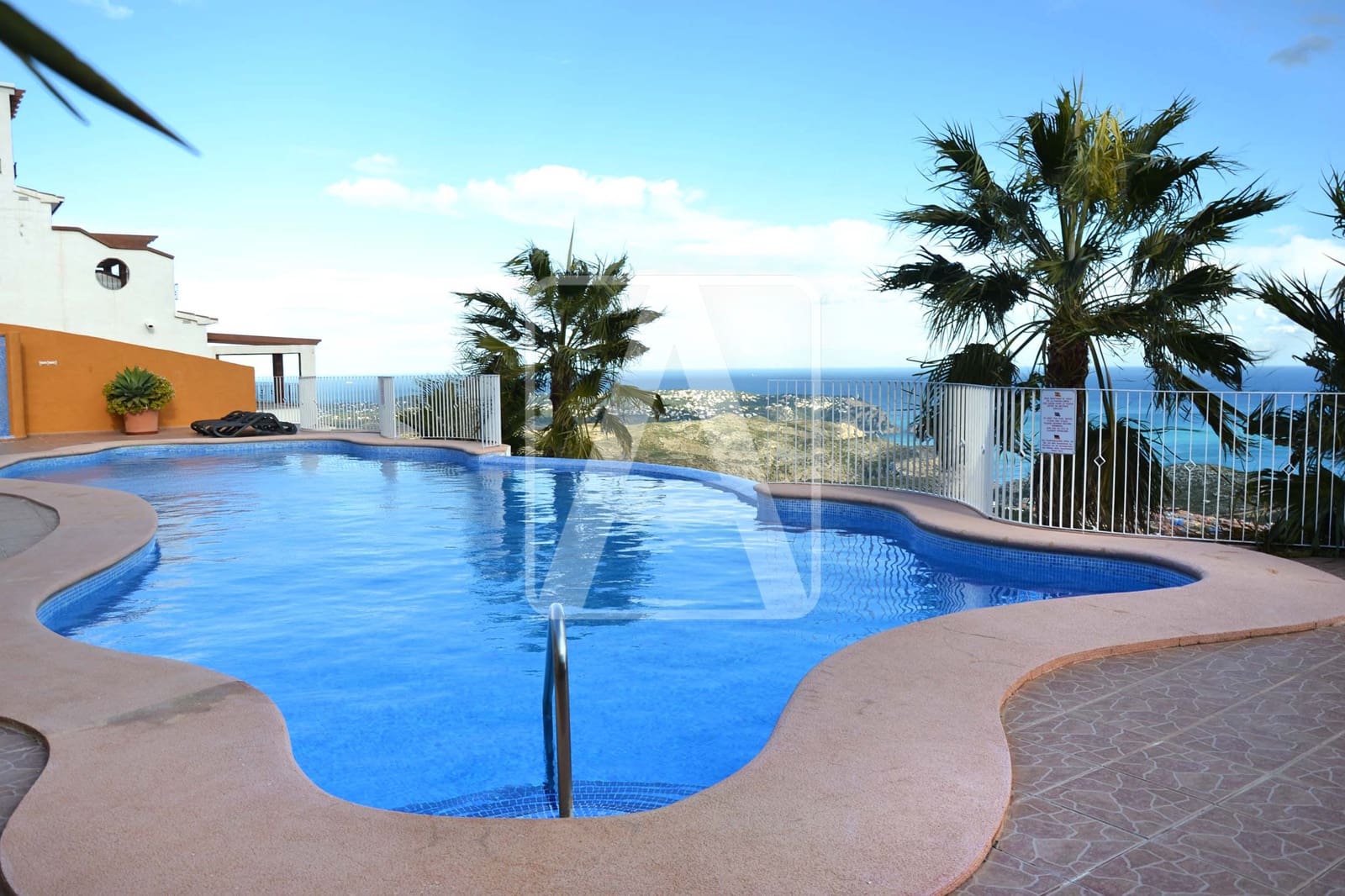 2 chambre Appartement à vendre à Cumbre del Sol avec piscine garage - 320 000 € (Ref: 8998120)