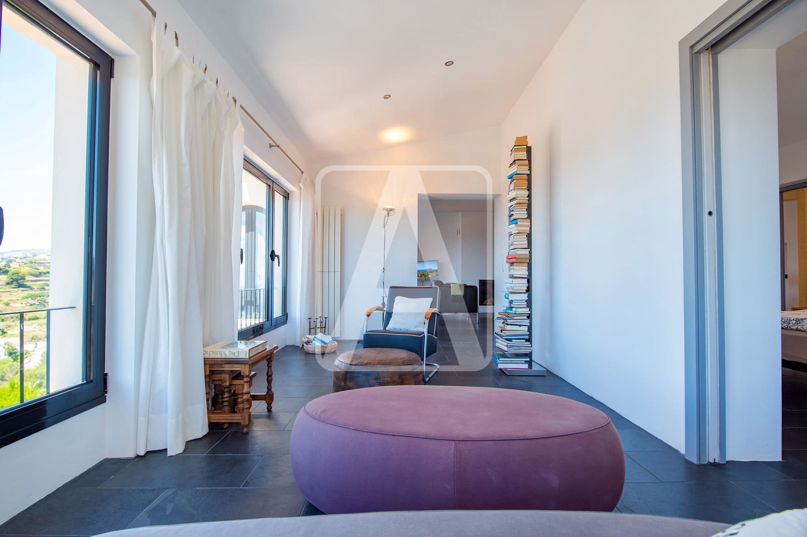 4 bedroom Villa for sale in Benissa with pool garage - € 1,200,000 (Ref: 9003882)