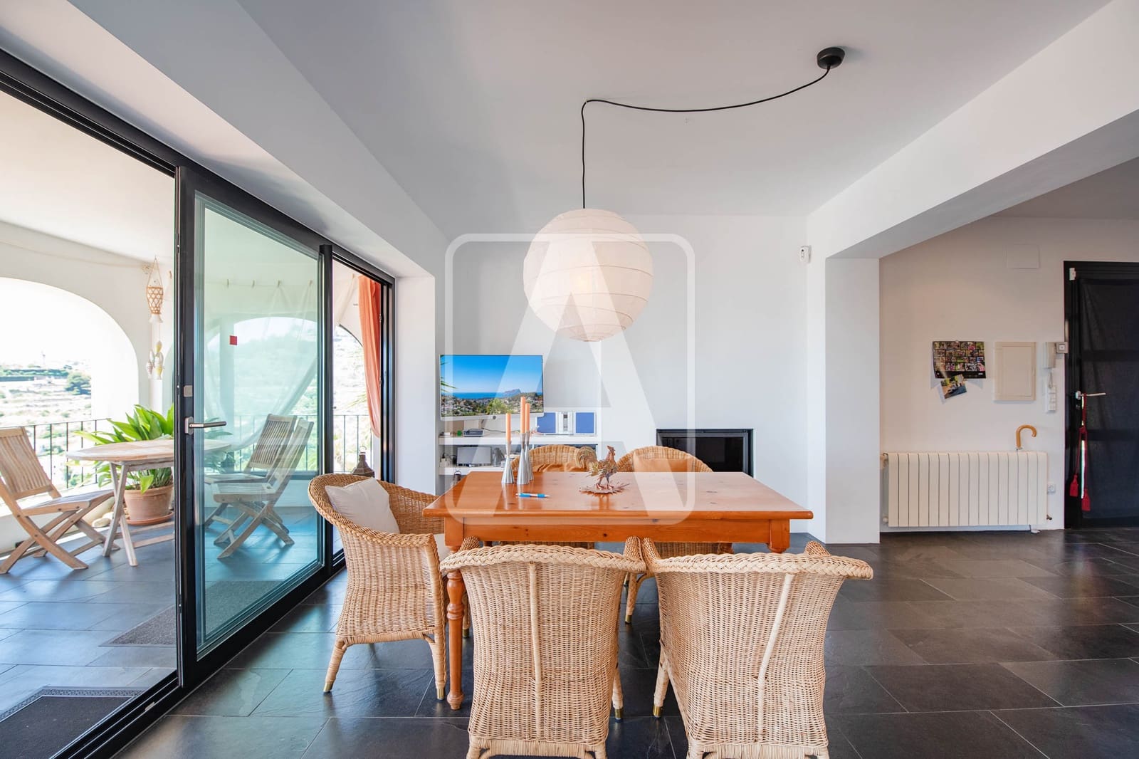 4 bedroom Villa for sale in Benissa with pool garage - € 1,200,000 (Ref: 9003882)