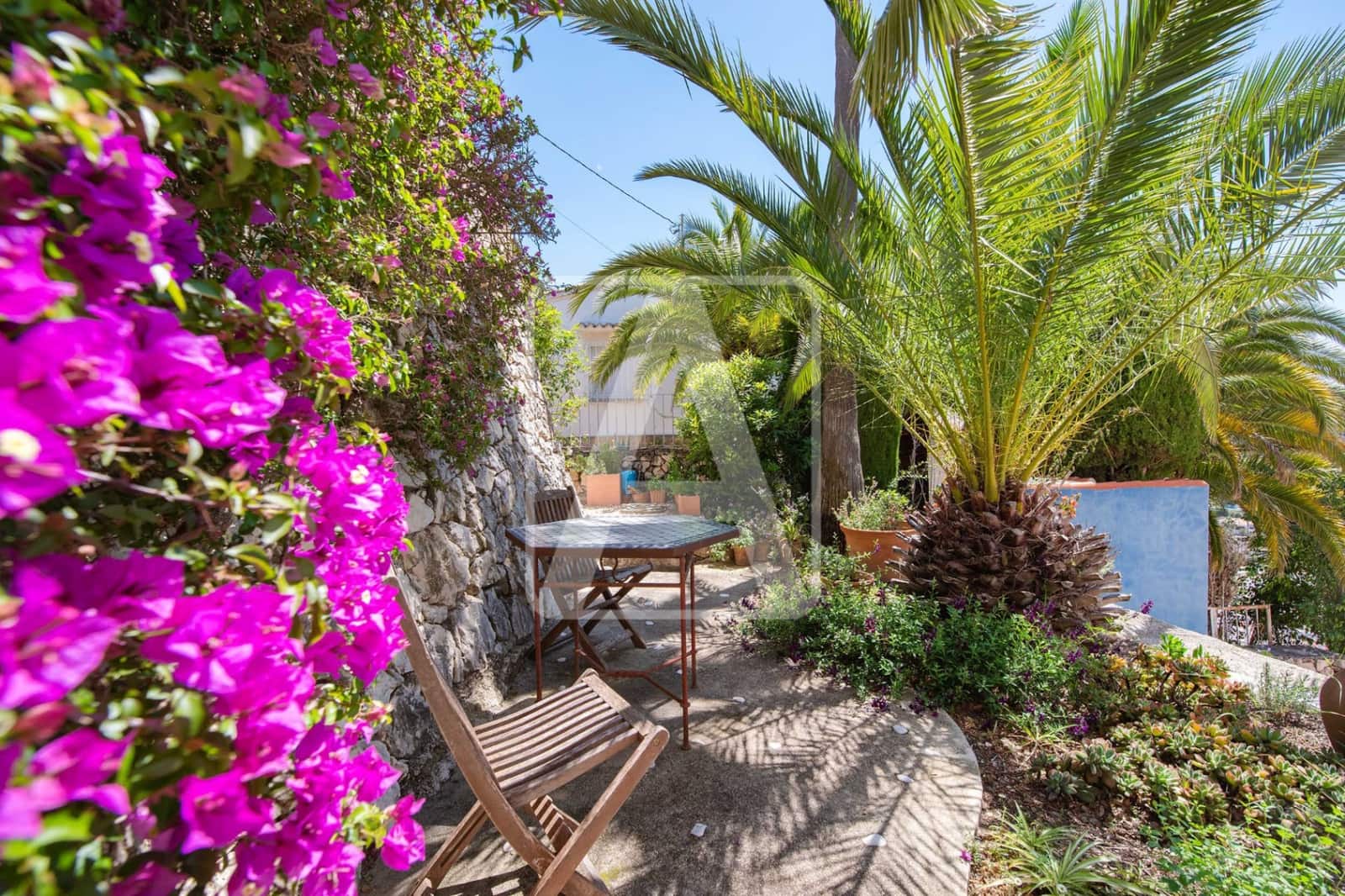 4 bedroom Villa for sale in Benissa with pool garage - € 1,200,000 (Ref: 9003882)