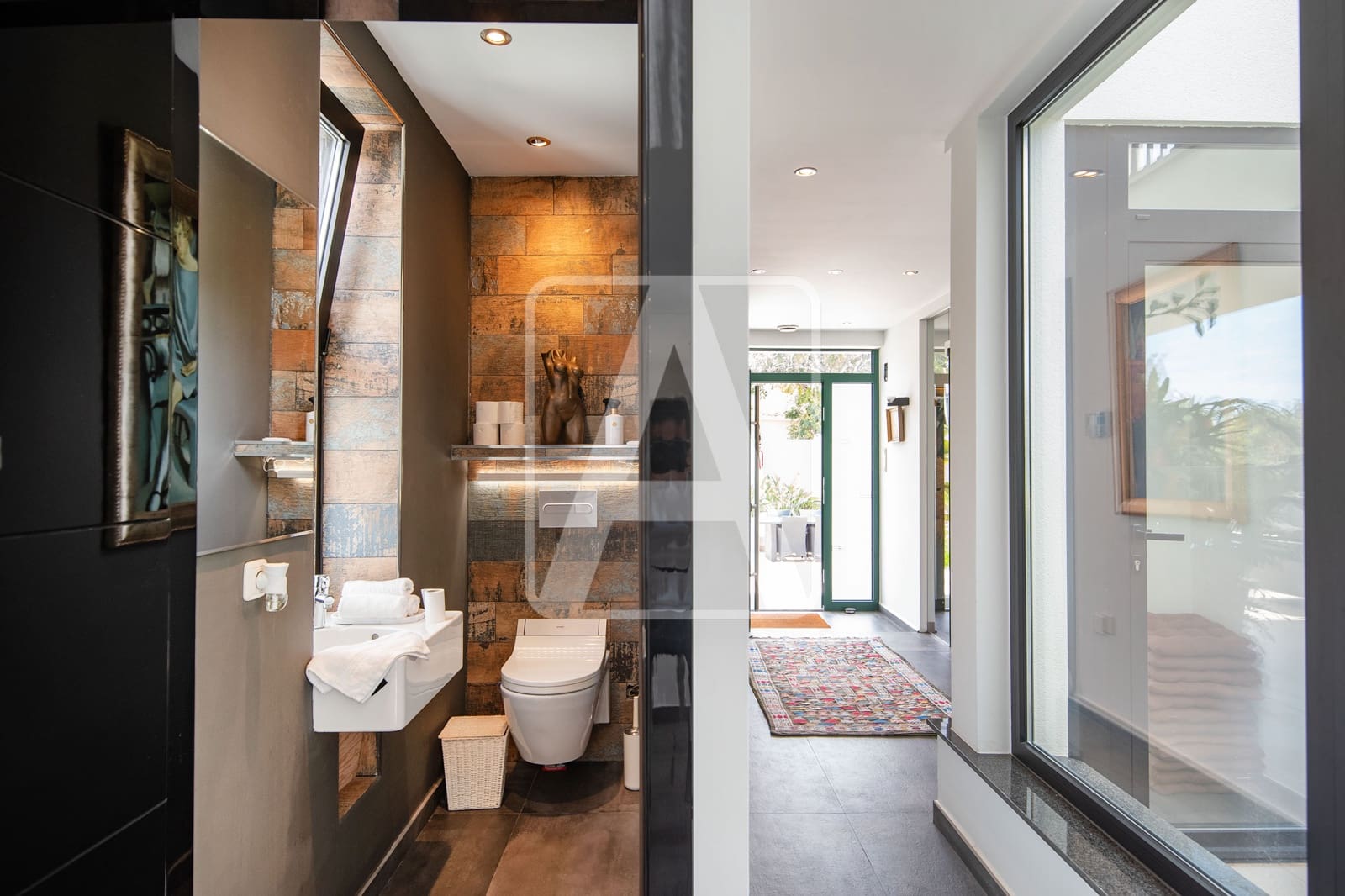 4 bedroom Villa for sale in Calpe / Calp with pool garage - € 1,589,000 (Ref: 9003886)