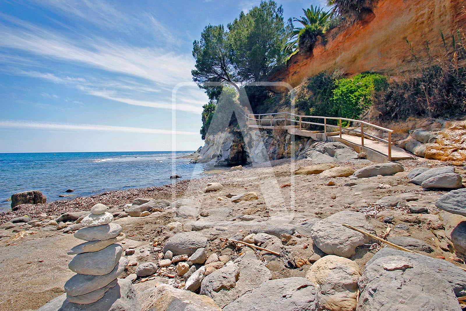 4 bedroom Villa for sale in Calpe / Calp with pool garage - € 1,589,000 (Ref: 9003886)