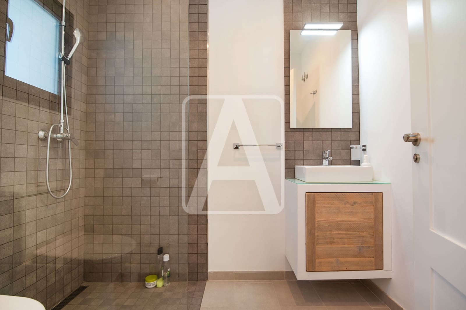 6 sypialnia Willa na sprzedaż w Benissa z basenem garażem - 950 000 € (Ref: 9013543)