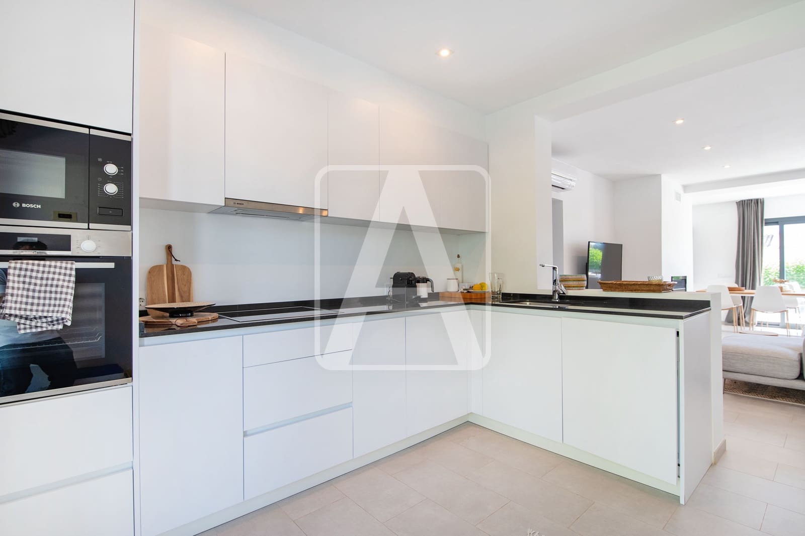 6 sypialnia Willa na sprzedaż w Benissa z basenem garażem - 950 000 € (Ref: 9013543)