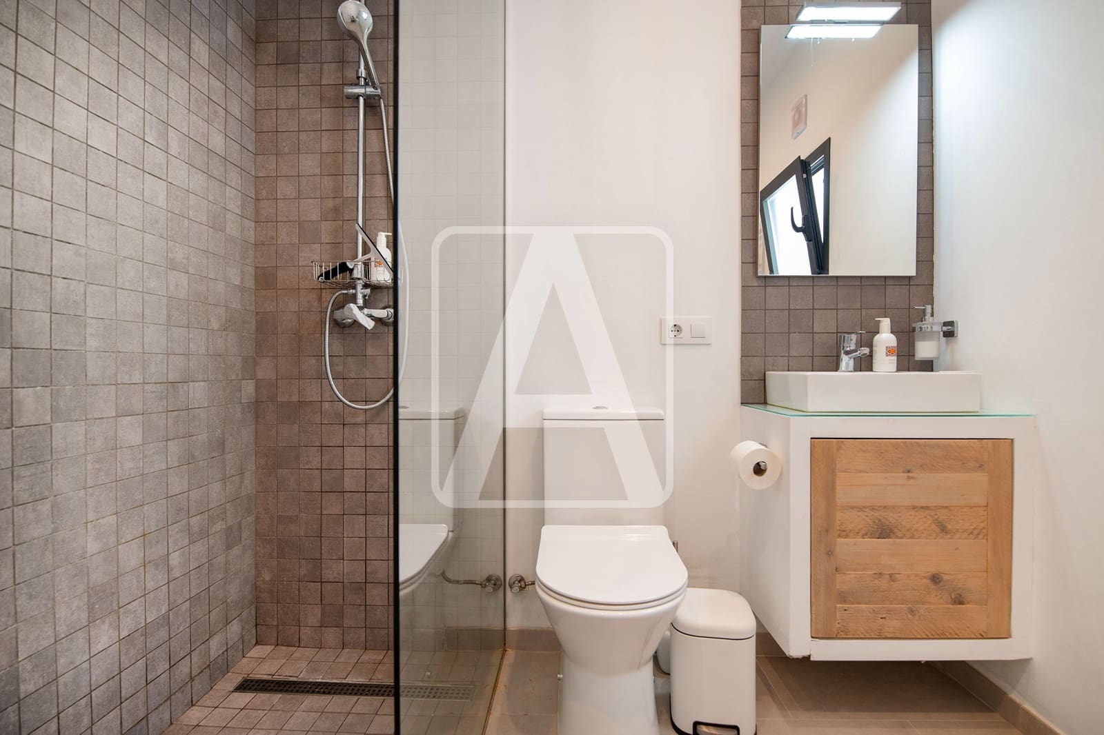 6 sypialnia Willa na sprzedaż w Benissa z basenem garażem - 950 000 € (Ref: 9013543)