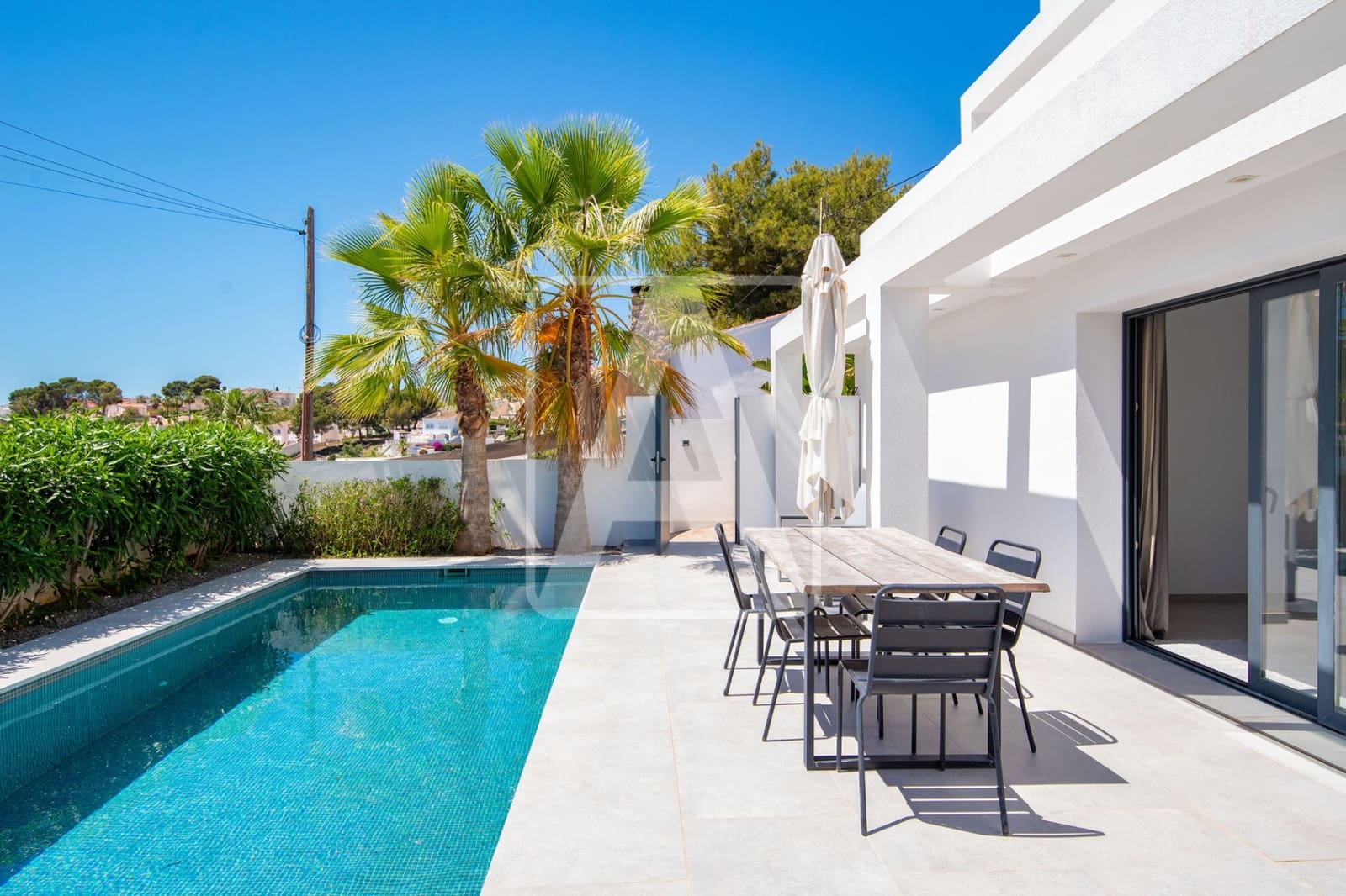 6 sypialnia Willa na sprzedaż w Benissa z basenem garażem - 950 000 € (Ref: 9013543)