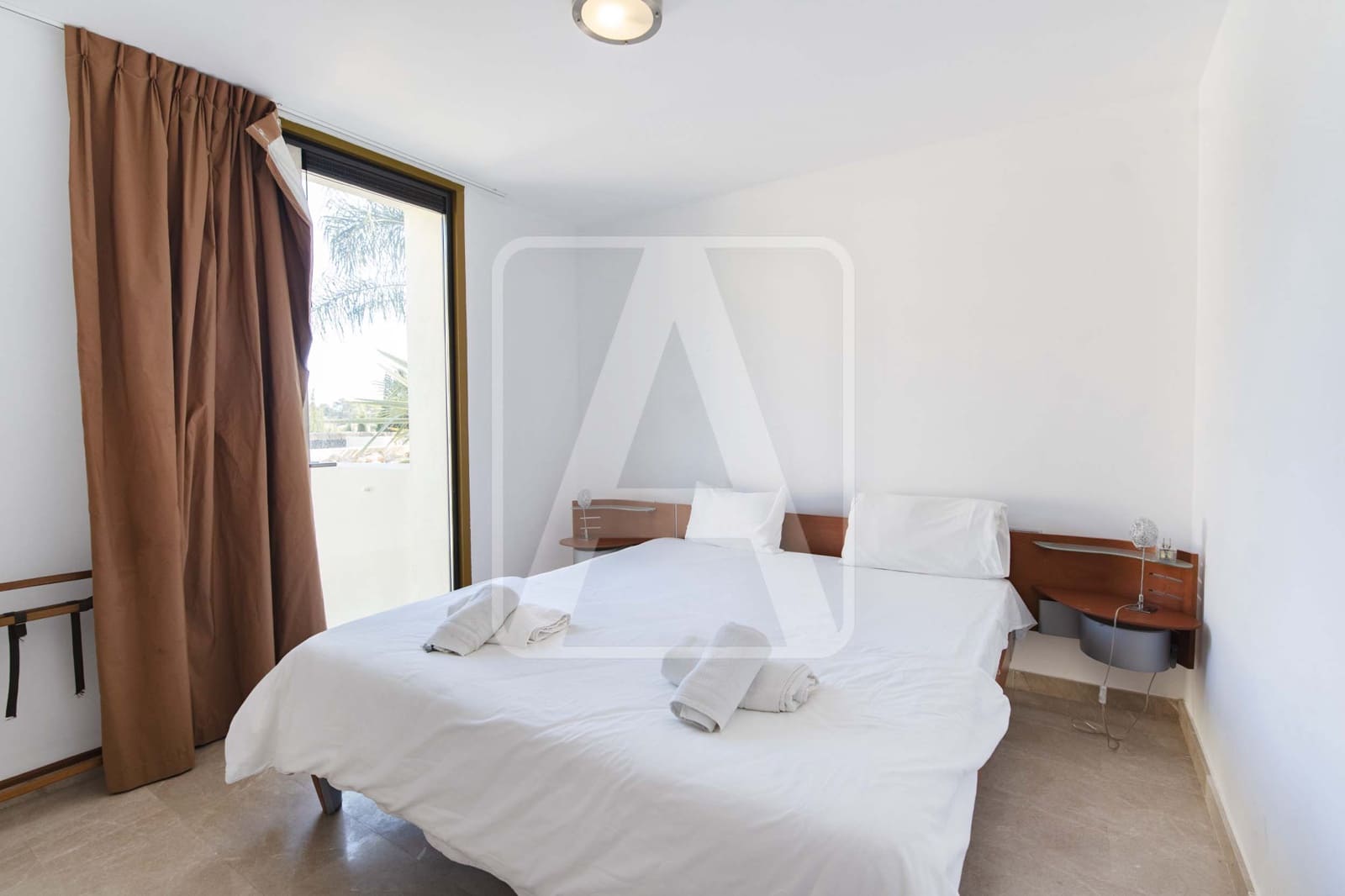 6 quarto Moradia para venda em Benissa com garagem - 1 999 999 € (Ref: 9034006)